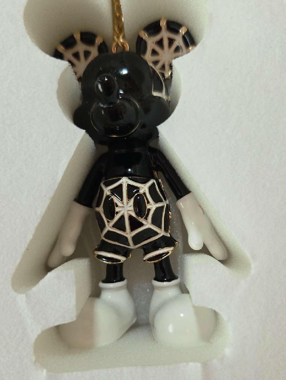 Baublebar Disney Mickey Spiderweb Keychain - Picture 4 of 6